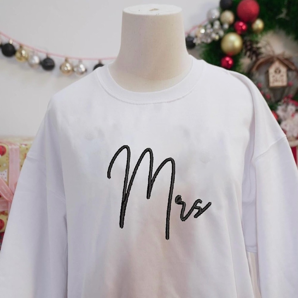 White Sweatshirt with Black Script - image 2